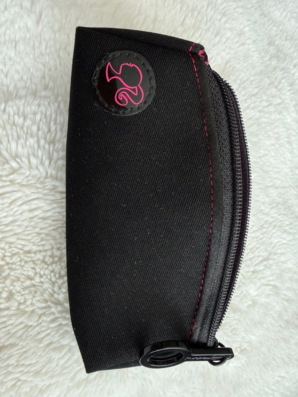 MAC Cosmetics x Barbie  lipstick case